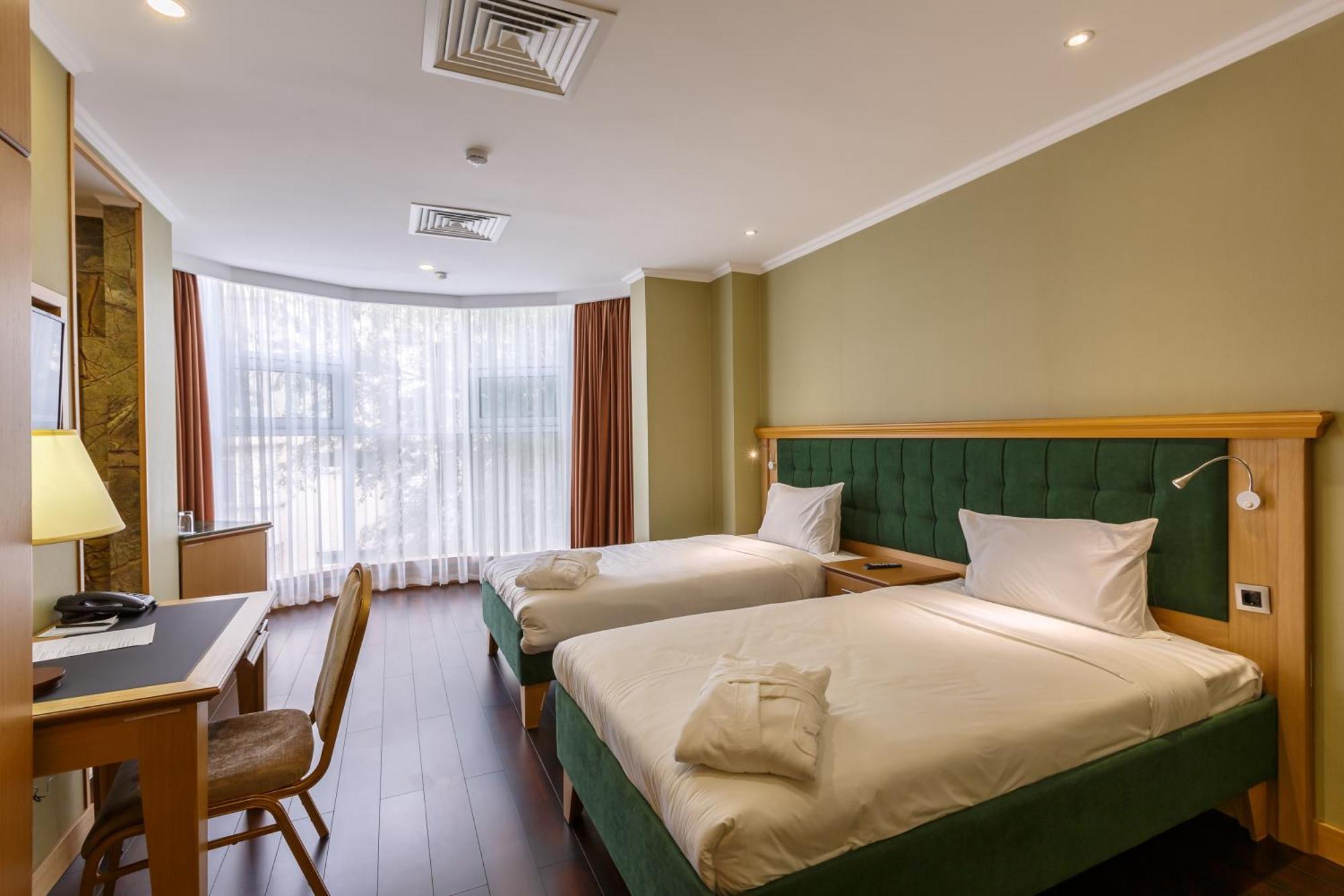 Shera Park Boutique Hotel 阿拉木图 外观 照片